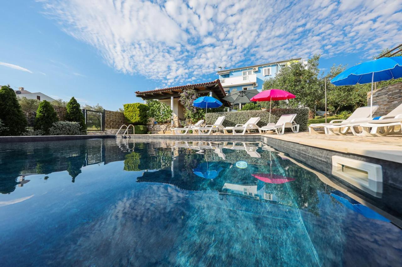 Luton Apartment Zadar Kozino Heating Pool & Jacuzzi Exterior foto
